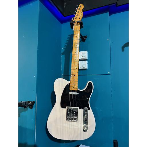 Pre-Loved Squier Classic Vibe Telecaster Electric Guitar & Gigbag